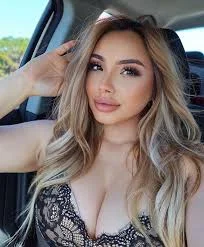 Kolkata call girl Zehanali